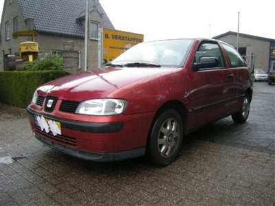 Seat Ibiza 1.4 Stella + (bj 2000)