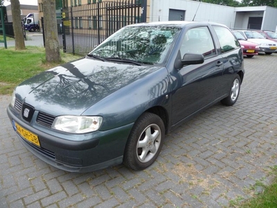 Seat Ibiza 1.9 TDI Stella + turbo kapot