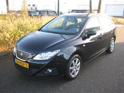 Seat Ibiza ST Leer/navigatie/stoelverw./cruisecontr.