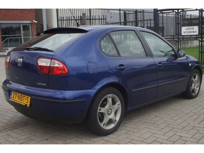 Seat Leon 1.6-16V Bj 2003 airco