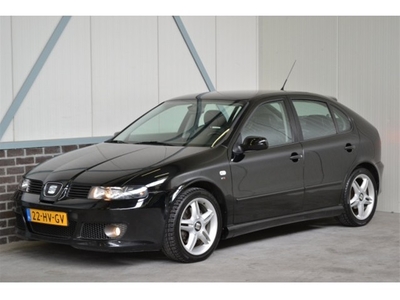 Seat Leon 2.8 V6 LPG G3 Cupra 4 2002 Zwart 144.609 km