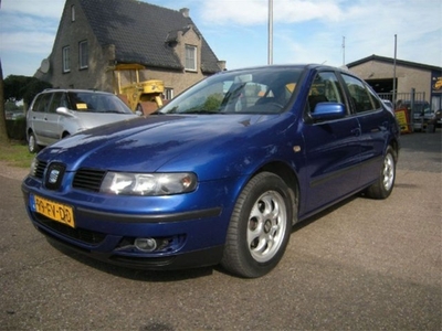 Seat Toledo 1.6 Sport met oa AIRCO (bj 2000)