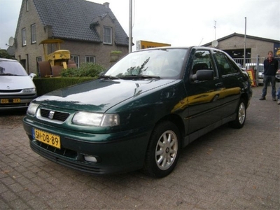 Seat Toledo 2.0i Magnus Luxe MET OA AIRCO (bj 1997)