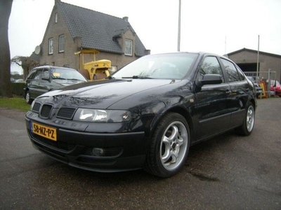 Seat Toledo 2.3 V5 Signo met oa leer, clima, elktr. pakket