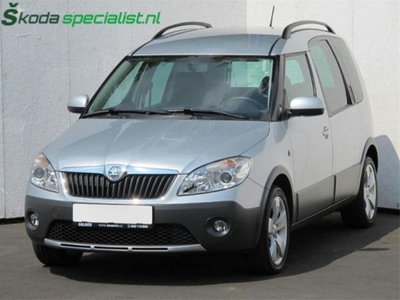 Skoda Roomster Scout 1.2tsi 63kW SCOUT, Navi/ PDC/ ECC/ LM