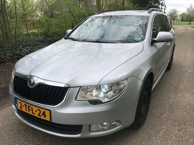 Skoda Superb 2.0tdi greentech elegance businessline 103kW