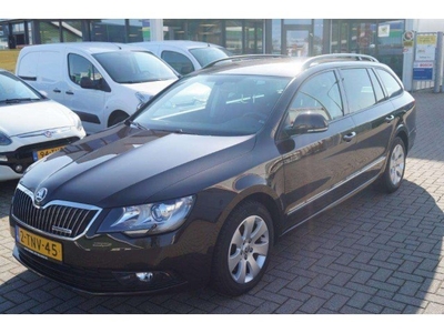 Skoda Superb Combi 1.6 TDI Active Bns, ECC, CC, Navi, etc.