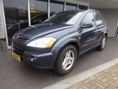 SsangYong Kyron M 200 Xdi s Navigatie,Leer (bj 2005)