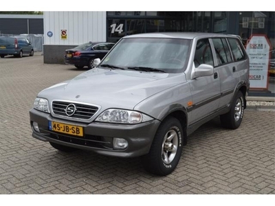 SsangYong Musso 2.9 TDX (bj 2002, automaat)