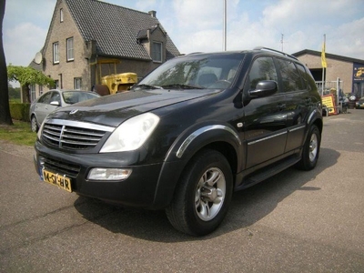 SsangYong Rexton RX 270 Xdi s 4WD met oa leer, clima enz