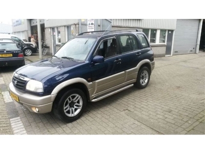 Suzuki Grand Vitara 2.0 terreinwagen airco!!!! (bj 2004)