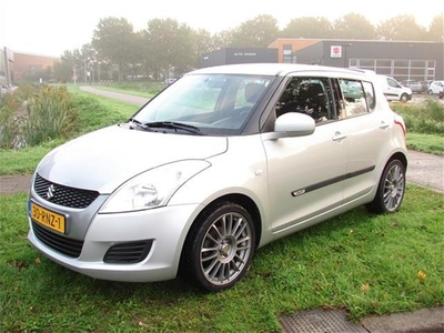 Suzuki Swift 1.2 5DR SPORT-LINE / 43.118 KM (bj 2011)