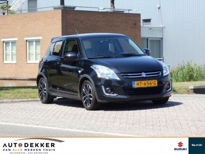 Suzuki Swift 1.2 Style EASSS met o.a.Navigatie, velours