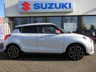 Suzuki Swift 1.4 SPORT speciale uitvoering (bj 2018)