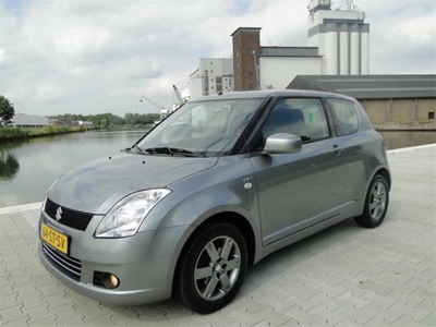 Suzuki Swift 1.5 VVT Exclusive Keyless & Go (bj 2006)