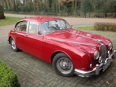 Te koop mijn rode Jaguar MK 2 uit 1964