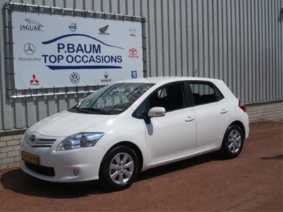 Toyota AURIS 1.4 D4D 5 DEURS ZONDAG 15 SEPT.