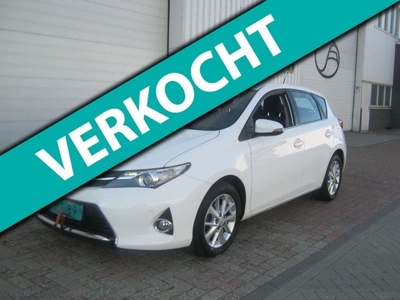 Toyota Auris 1.6vvti dynamic navi