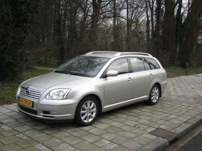 Toyota Avensis 1.8vvti linea sol aut Executive