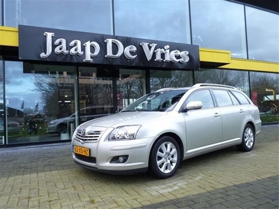 Toyota Avensis 2.4 16V WAGON LUNA BNS AUT5 (bj 2007)