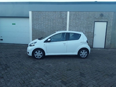 Toyota Aygo 1.0-12V Comfort (2010)