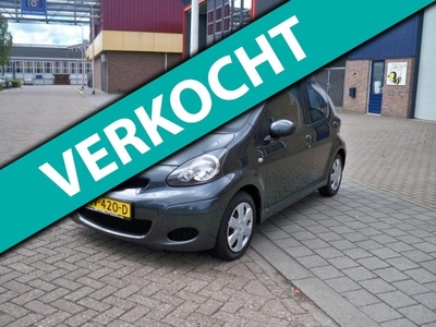 Toyota Aygo 1.0-12V Comfort Zeer Nette Auto AUTOMAAT KM69410