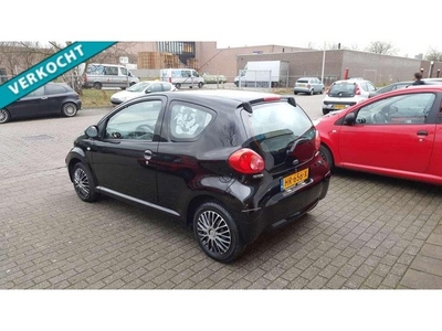 Toyota Aygo 1.0-12V CV / NWE APK / ELEK RAMEN / STUURBEKR /