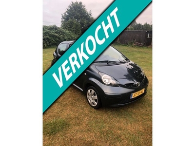 Toyota Aygo 1.0-12V NAP/AIRCO/IN ZEER GOEDE STAAT/2e