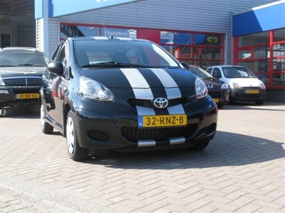 Toyota Aygo 1.0-12V Now (bj 2011)