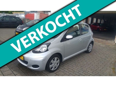 Toyota Aygo 1.0-12V ZEER NETTE AUTO / ELEKTR. PACKET.