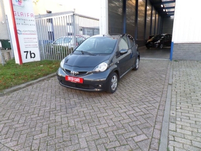 Toyota Aygo 1.0 AIRCO/ELEK PAKKET/BOEKJES/NW APK