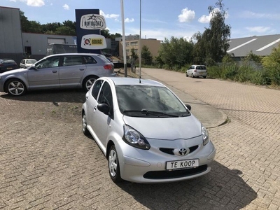 Toyota Aygo 1.0 plus