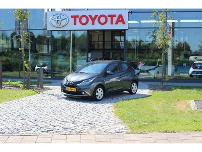 Toyota Aygo 1.0 VVT-i X-PLAY (bj 2015)