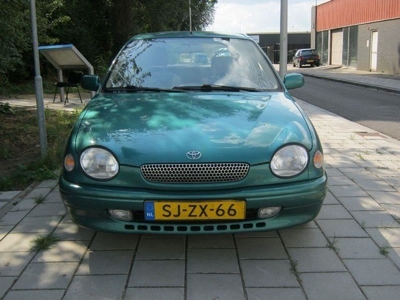 Toyota Corolla 1.6 terra comfort MET AIRCO