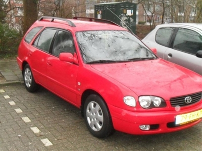 Toyota Corolla wagon 1.6 executive aut (bj 2000)