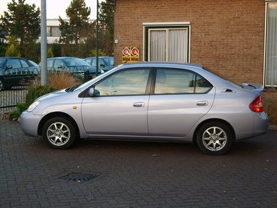 Toyota Prius 1.5 VVT-i