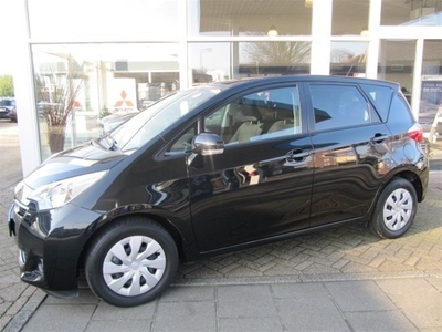 Toyota Verso-S Verso-S 1.3 VVT-i Aspiration Aut (bj 2011)