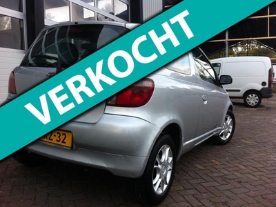 Toyota Yaris 1.0-16V BJ1999 VERKOCHT!