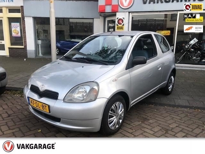 Toyota Yaris 1.0-16V VVT-i Terra