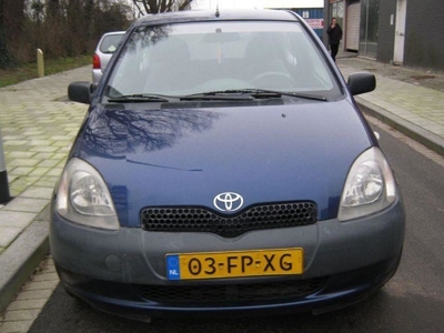 Toyota Yaris 1.0 luna