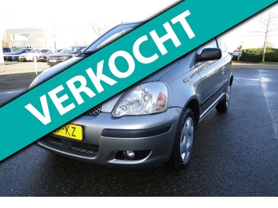 Toyota Yaris 1.0 VVT-i Luna bj 2003