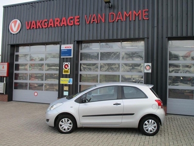 Toyota Yaris 1.0 VVTi Acces Airco