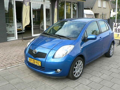 Toyota Yaris 1.3 16V VVT-I 5DR