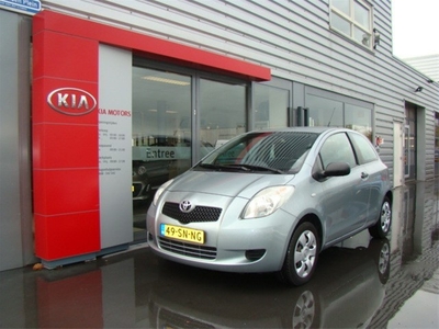 Toyota Yaris 1.3 VVTi Terra (bj 2006)