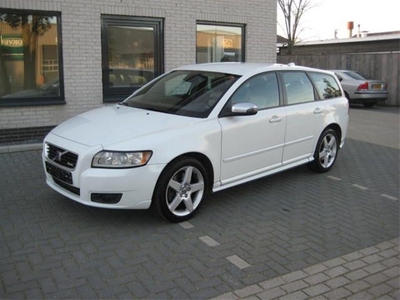 V50 D5 R-design Geartronic 2008 wit