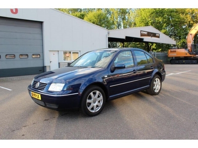 Volkswagen Bora 1.6-16V Athene/ Airco/ Cruise/ 2004/