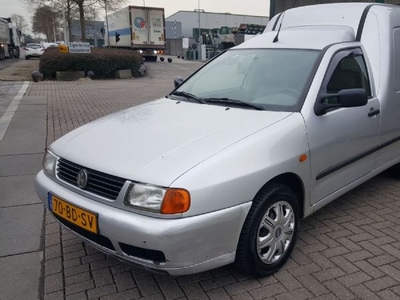 Volkswagen Caddy 1.9 TDI (2002)