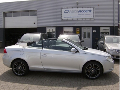 Volkswagen Eos 2.0-16v FSI Zwart Leder/76dkm (bj 2006)