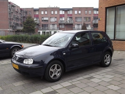 Volkswagen Golf 1.4-16V Trendline, Airco, Nieuwe APK