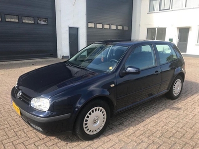 Volkswagen Golf 1.4 Trendline 216xxxKM N.A.P.